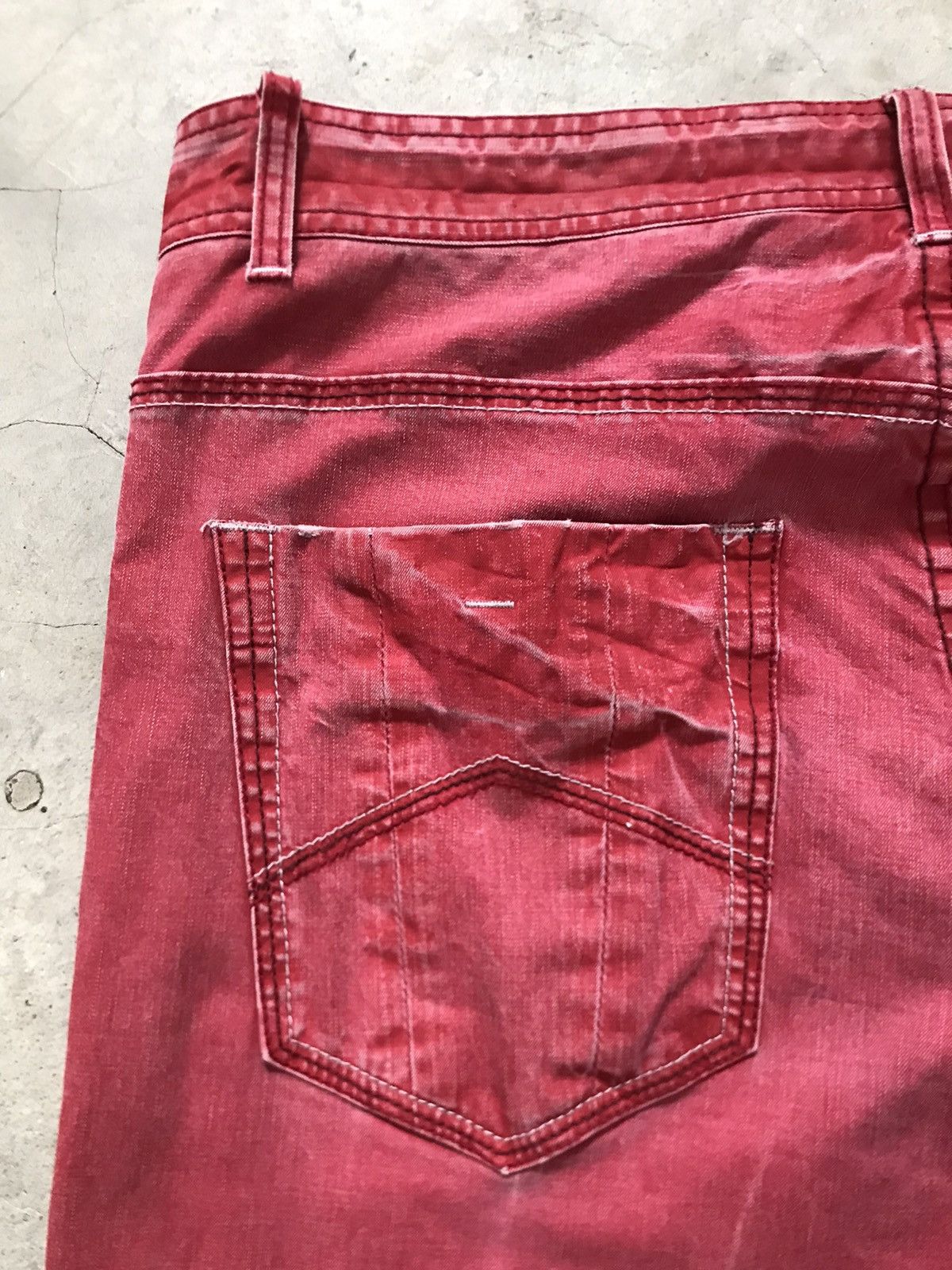 Armani Exchange Armani Exchange AX Rubra Red Distressed Denim Jeans Size US 33 - 13 Thumbnail