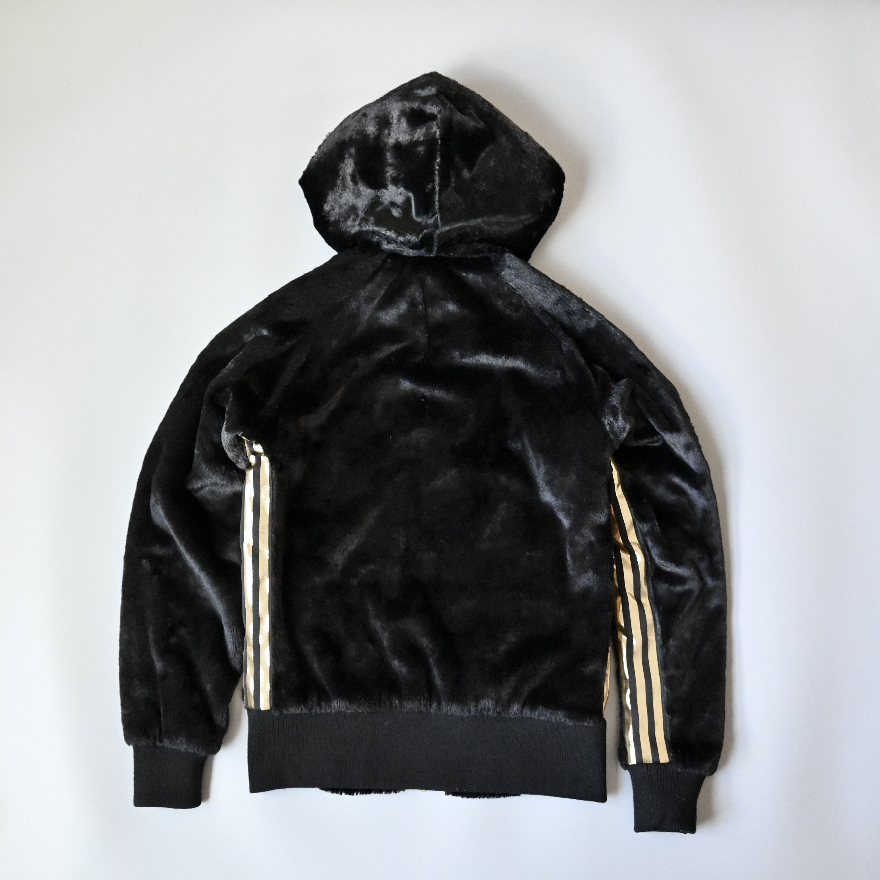 Adidas 2010s Adidas faux fur hooded jacket, gold three striped, XS Size US XS / EU 42 / 0 - 3 Thumbnail