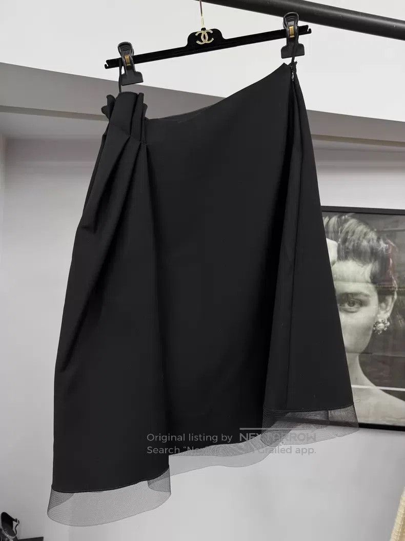Dior Dior Black irregular skirt Size 24" / US 00 / IT 34 - 1 Thumbnail