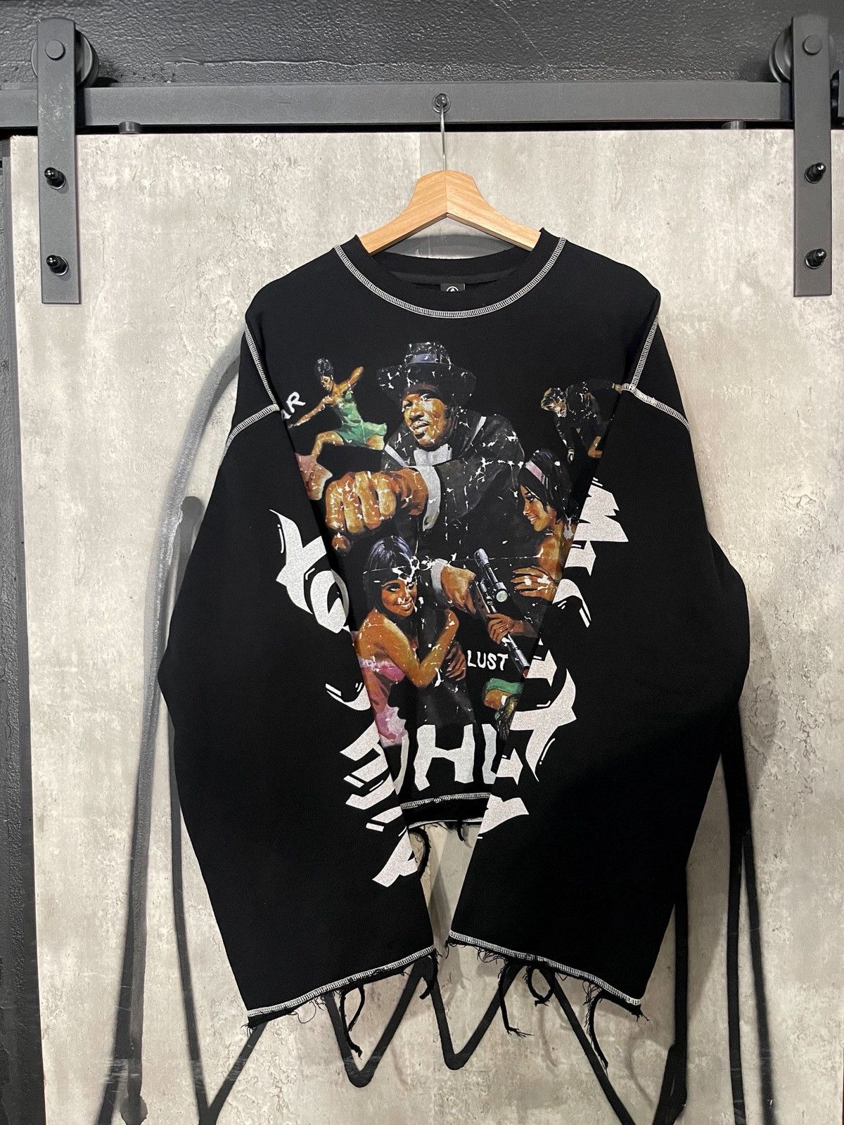 Other Auhlot ‘Dolemite’ Distressed Long Sleeve Size US L / EU 52-54 / 3 - 2 Thumbnail