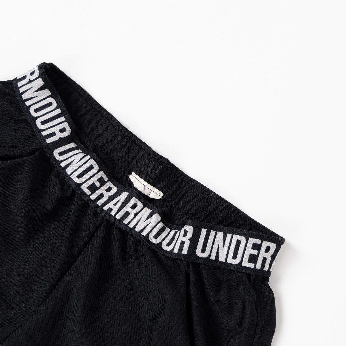 Under Armour Under Armour Womens Black HeatGear Athletic Running Shorts Size 26" / US 2 / IT 38 - 3 Thumbnail