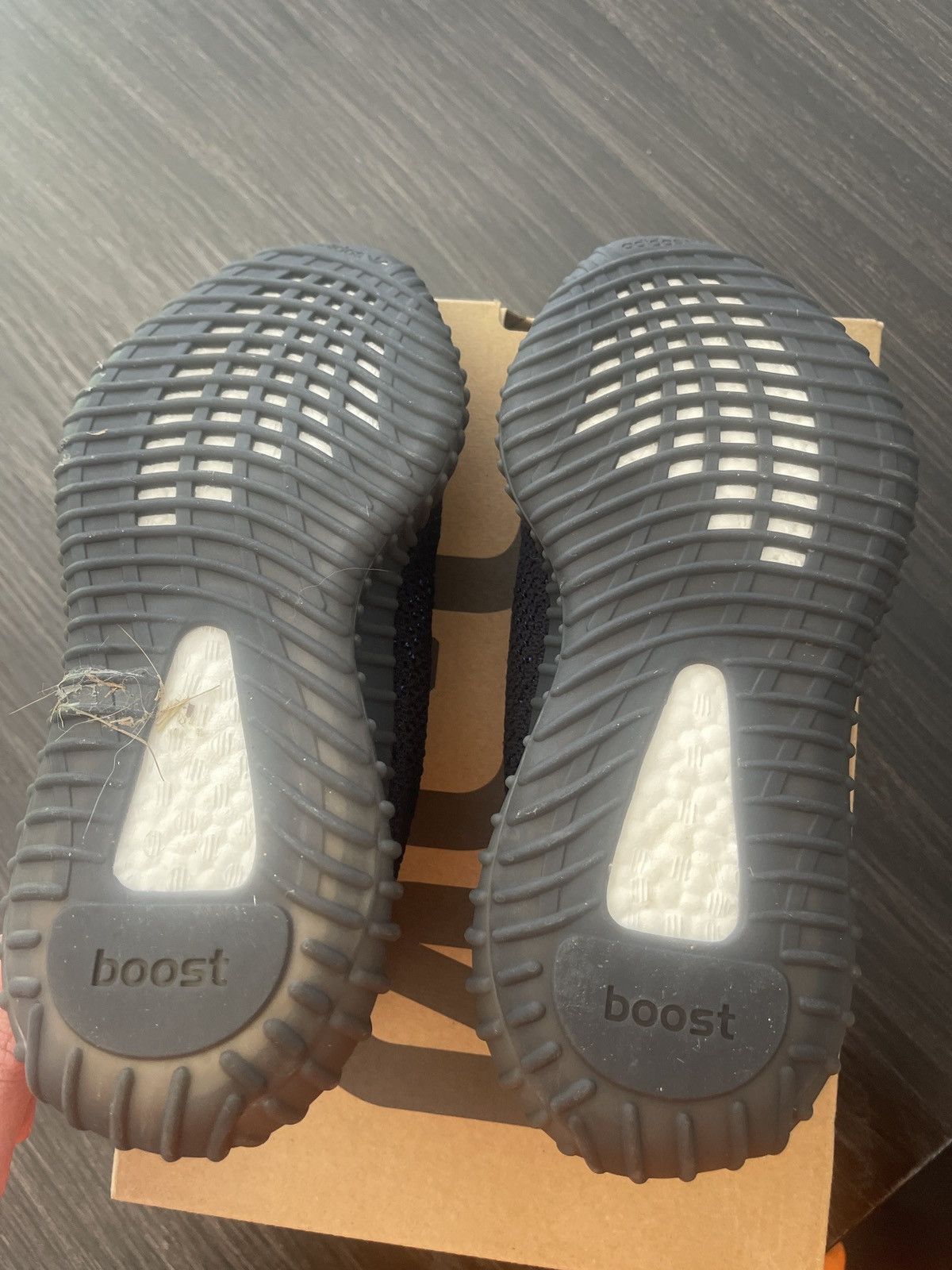 Yeezy Yeezy 350 Dazzling Blue Size US 6.5 / EU 39-40 - 8 Thumbnail
