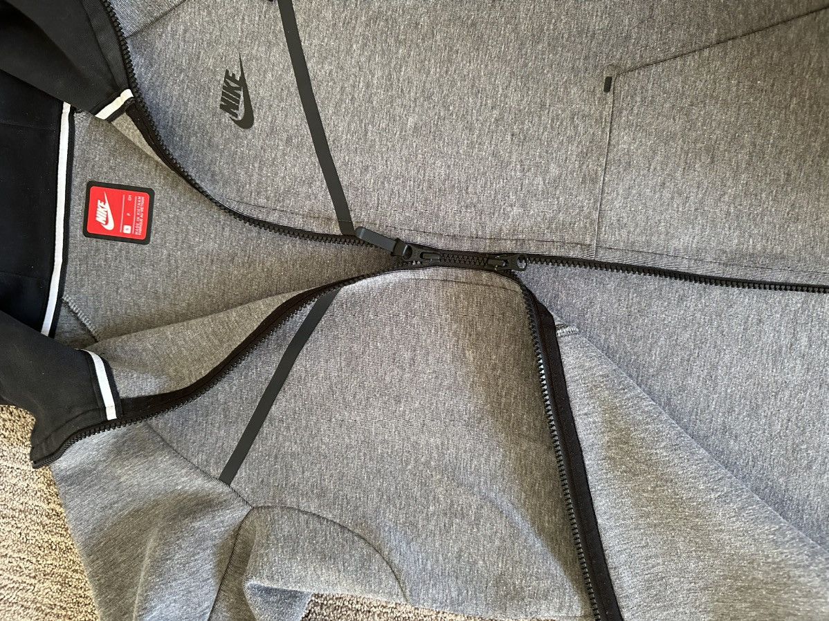 Nike Nike Tech Fleece Hoodie Size US S / EU 44-46 / 1 - 4 Thumbnail