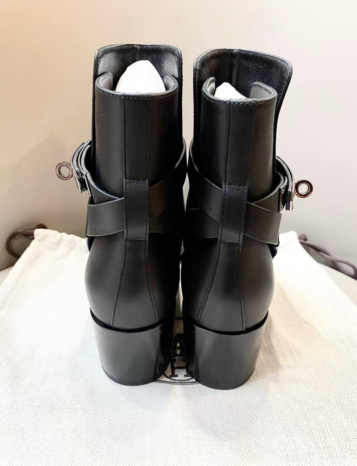 Hermes Hermès Classic Calfskin Ankle Boots with Kelly Buckle J33 Size US 7.5 / IT 37.5 - 4 Thumbnail