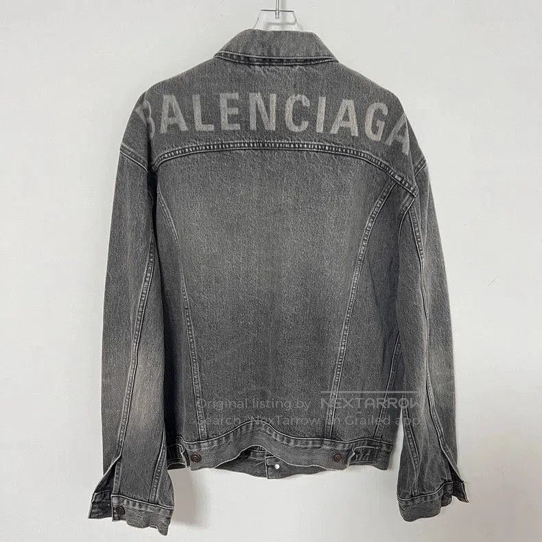 Balenciaga Balenciaga Back Logo Denim Jacket. Size US S / EU 44-46 / 1 - 3 Thumbnail
