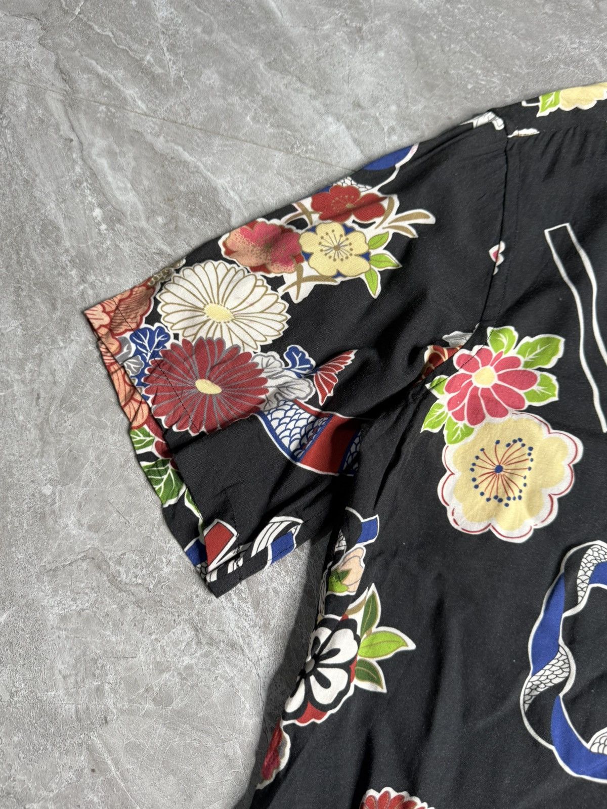 Saint Laurent Paris SLP x Hedi Slimane Floral Love Print Bowling Shirt Size US S / EU 44-46 / 1 - 7 Thumbnail