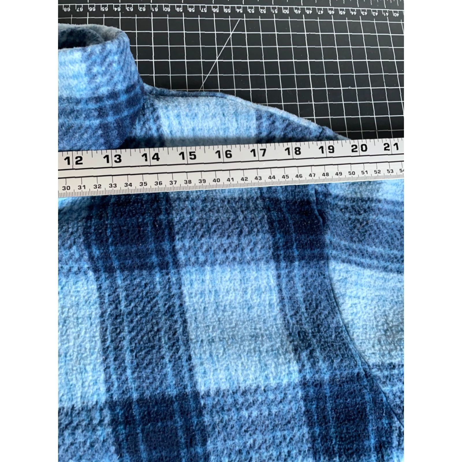 Vintage VINTAGE rue21 Fleece Jacket Blue Plaid 1/4 Zip Adult Large Mens 90s Grunge Pullover Size US L / EU 52-54 / 3 - 7 Thumbnail