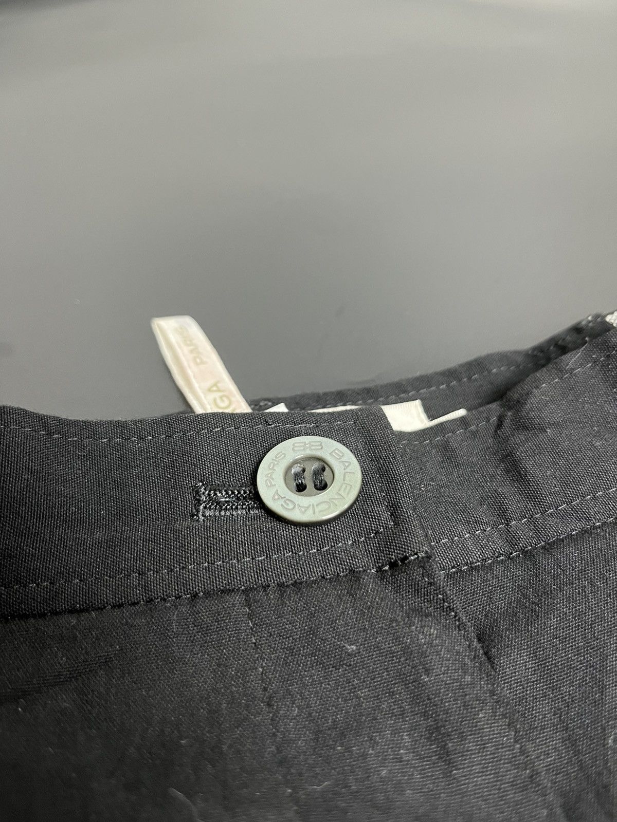 Balenciaga × Designer × Japanese Brand Balenciaga balloon pants Size US 29 - 7 Thumbnail