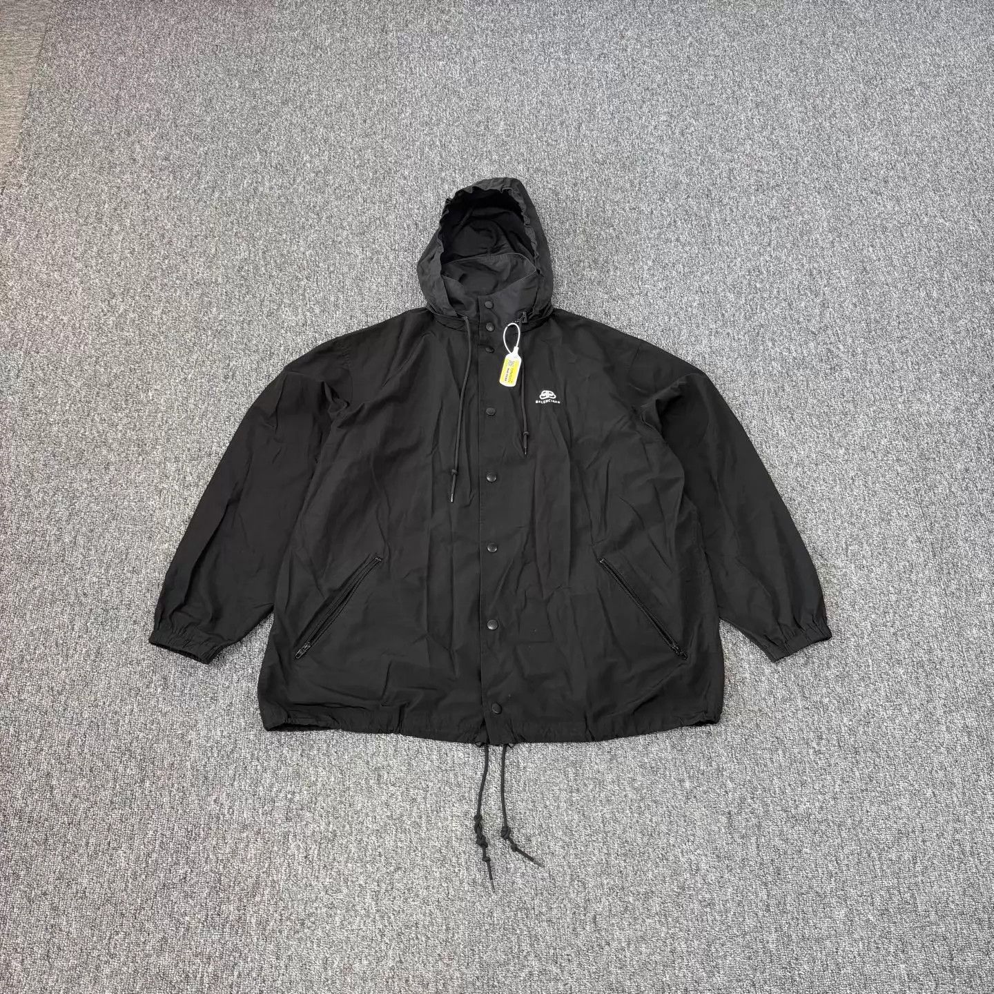 Balenciaga Balenciaga Double B Logo Hooded Jacket 46 99 New Size US S / EU 44-46 / 1 - 1 Thumbnail