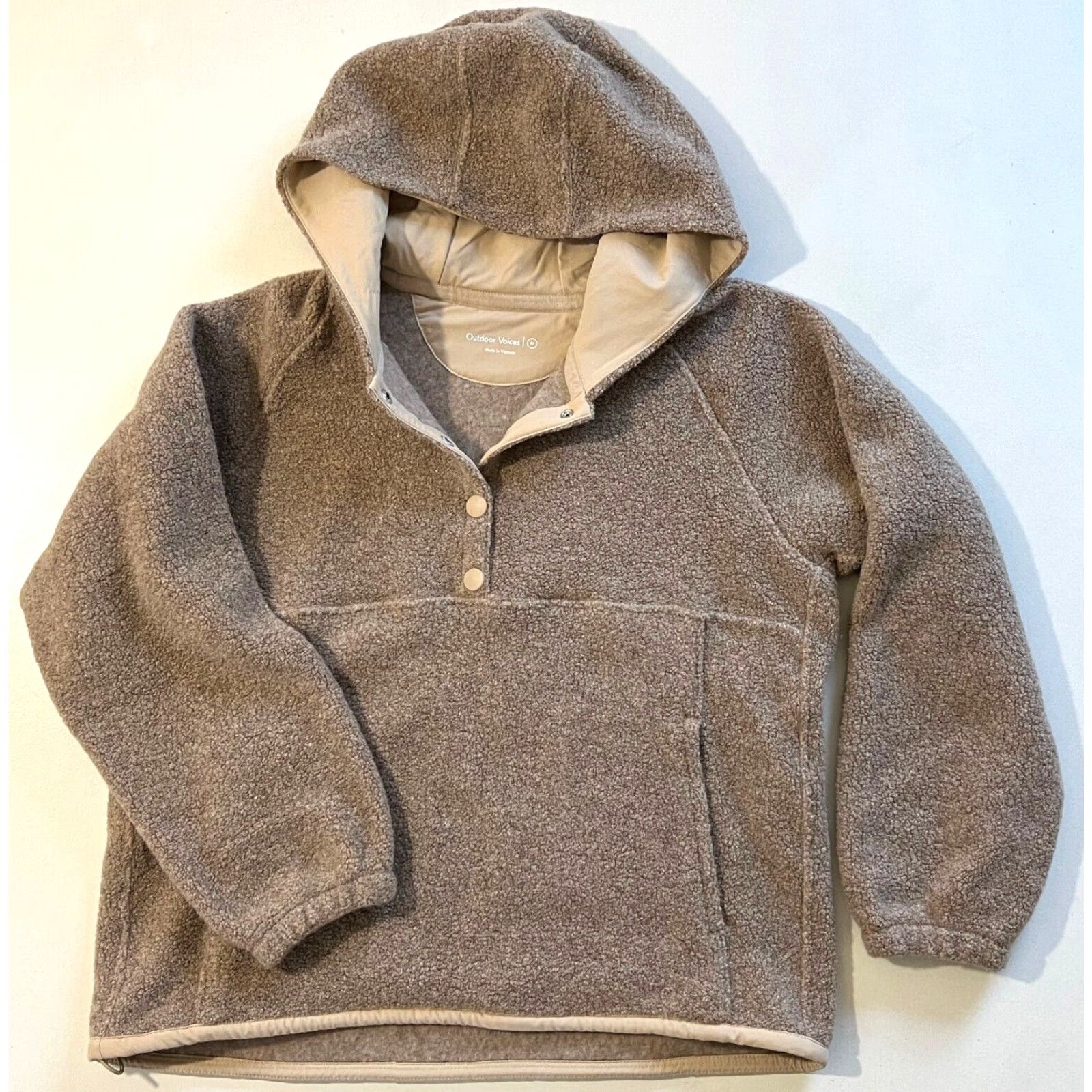 Outdoor Voices VINTAGE Outdoor Voices Hoodie Women's Mega Fleece Snap Up Sz M Beige Wool Blend Fleece Hooded Pockets 63% Wool, 24% Nylon, 13% Polyester Size M / US 6-8 / IT 42-44 - 3 Thumbnail