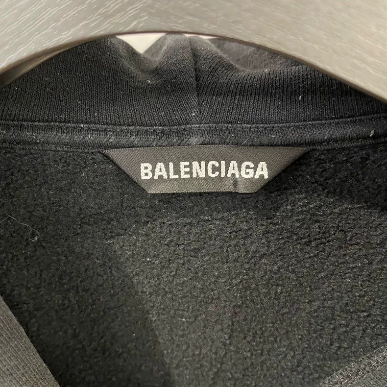 Balenciaga Balenciaga Seven language hooded sweatshirt, size L Size US L / EU 52-54 / 3 - 3 Thumbnail