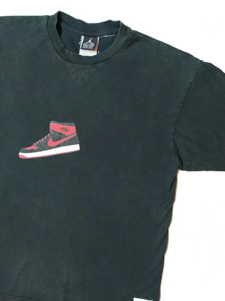 Jordan Brand × Nike × Vintage Nike Jordan Flight High Top T shirt Size US L / EU 52-54 / 3 - 2 Thumbnail