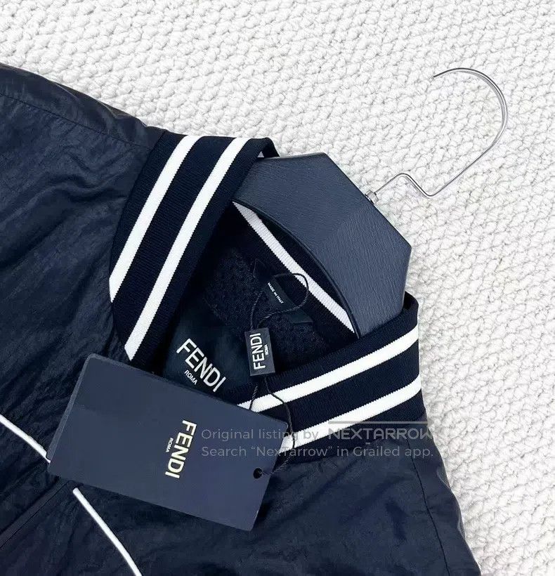 Fendi Fendi Color-block double F embroidery logo, woven nylon zi Size US M / EU 48-50 / 2 - 4 Thumbnail