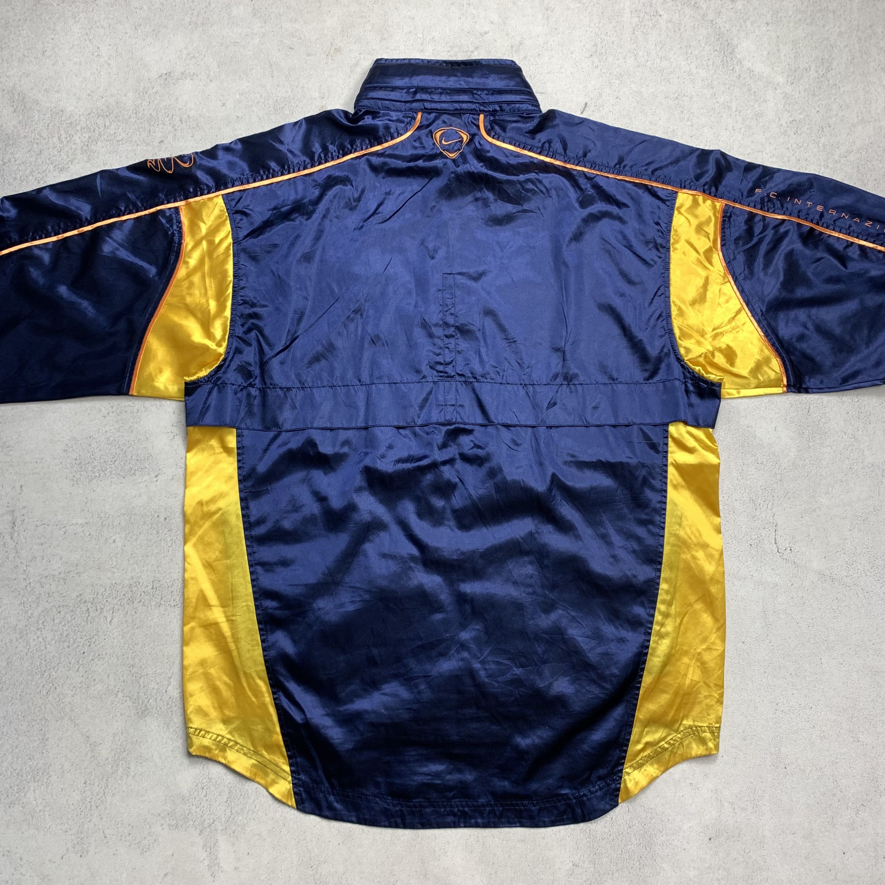 Nike Nike Inter Milan FC Jacket Size US L / EU 52-54 / 3 - 6 Thumbnail