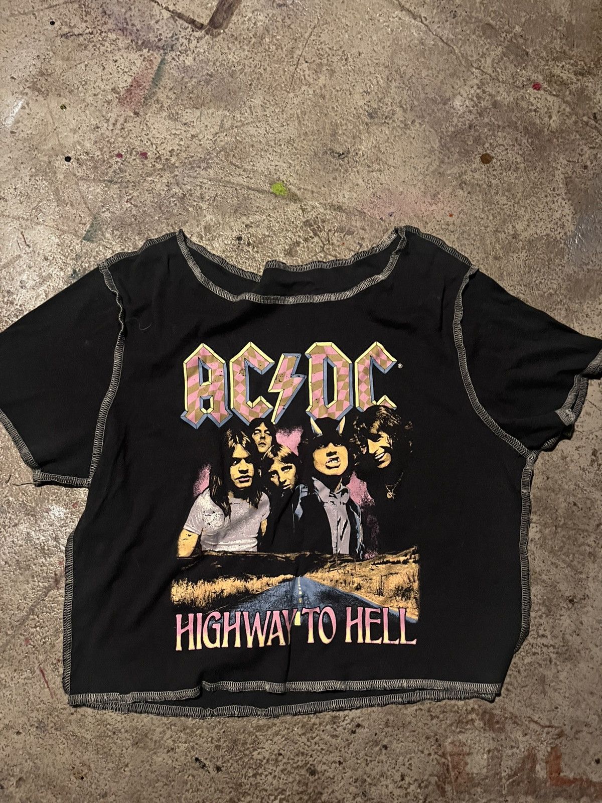 AC/DC × Band Tees × Vintage AC/DC ⚡️ LADIES CROP TOP “highway 🛣️ to hell” Size M / US 6-8 / IT 42-44 - 1 Thumbnail