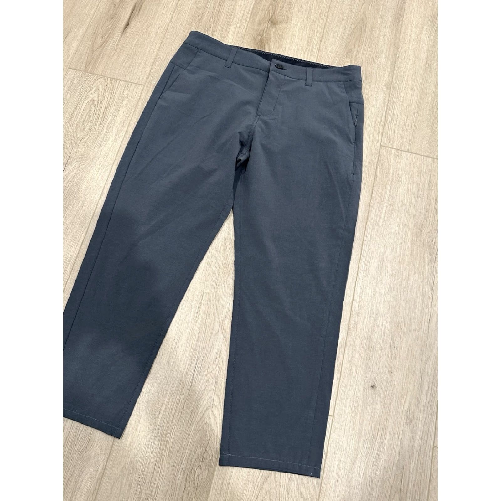 Vuori Vuori Pant Chino Mens 33x25.5 Gray Stretch Regular Lightweight 90s? No Vintage. Size US 33 - 2 Thumbnail
