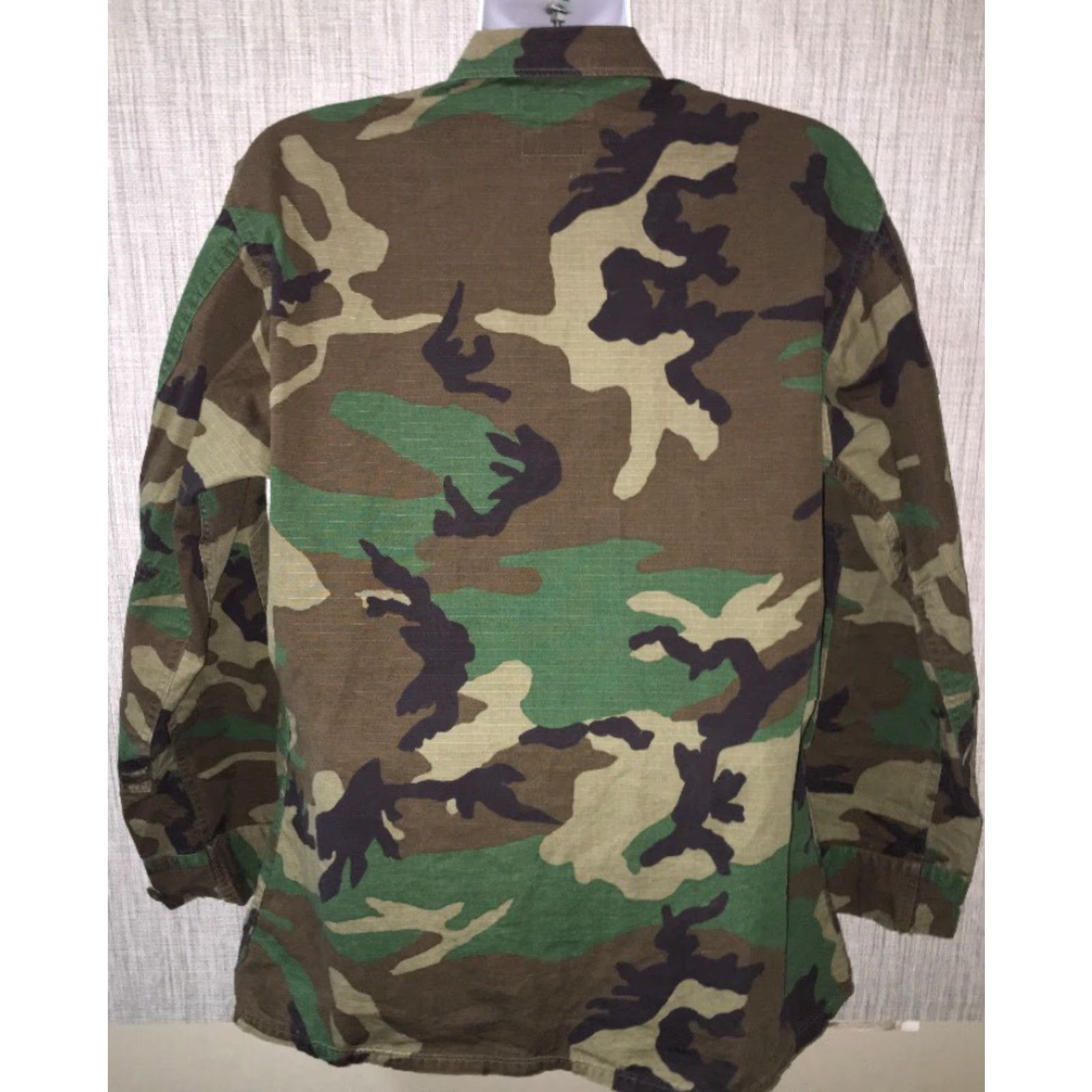 Vintage Mens US Navy Camoflauge Button Front Long Sleeve Shirt Size L Long Size US L / EU 52-54 / 3 - 5 Thumbnail
