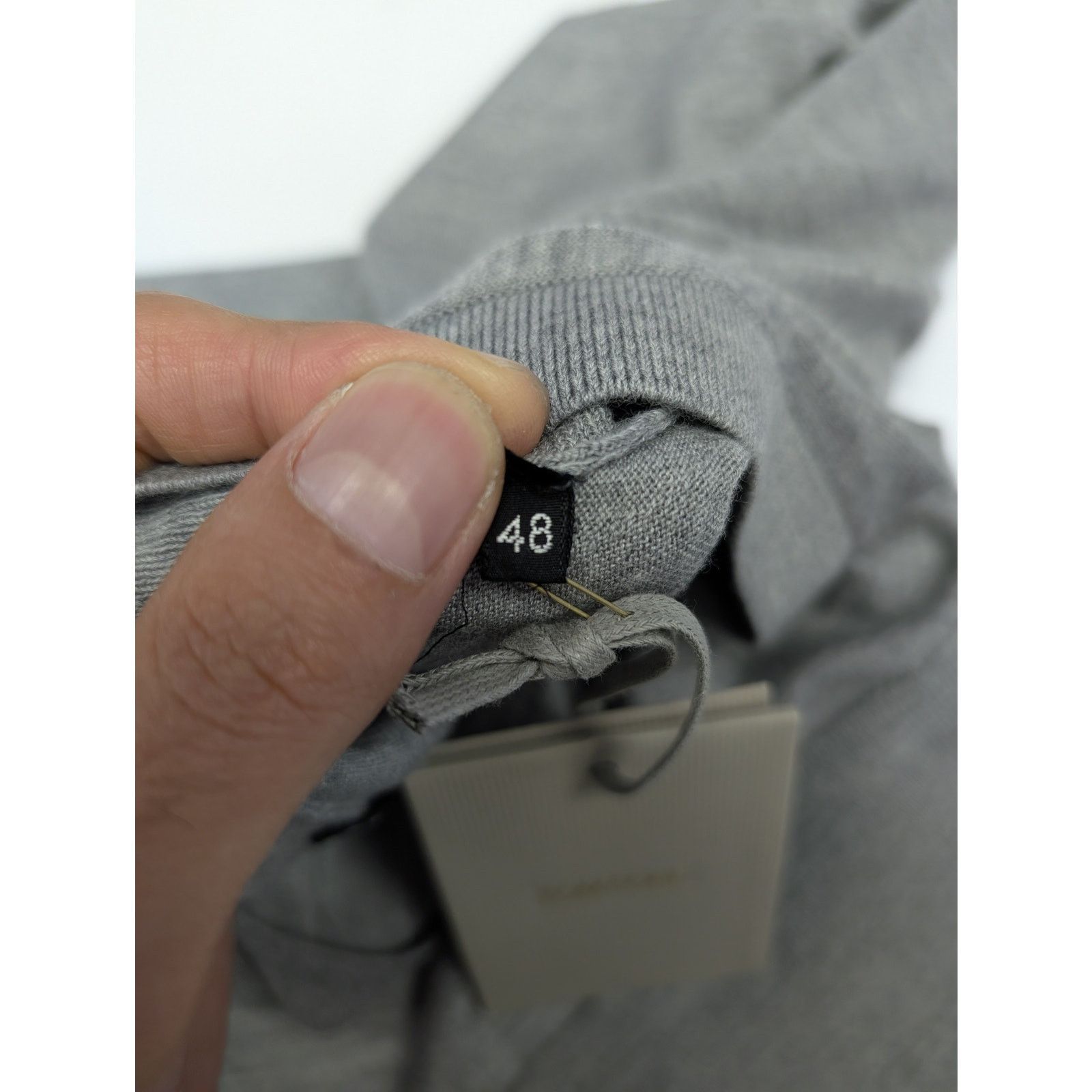 Tom Ford o1rshd1 V-Neck Knitwear Crewneck Sweatshirt in Grey Size US M / EU 48-50 / 2 - 17 Thumbnail