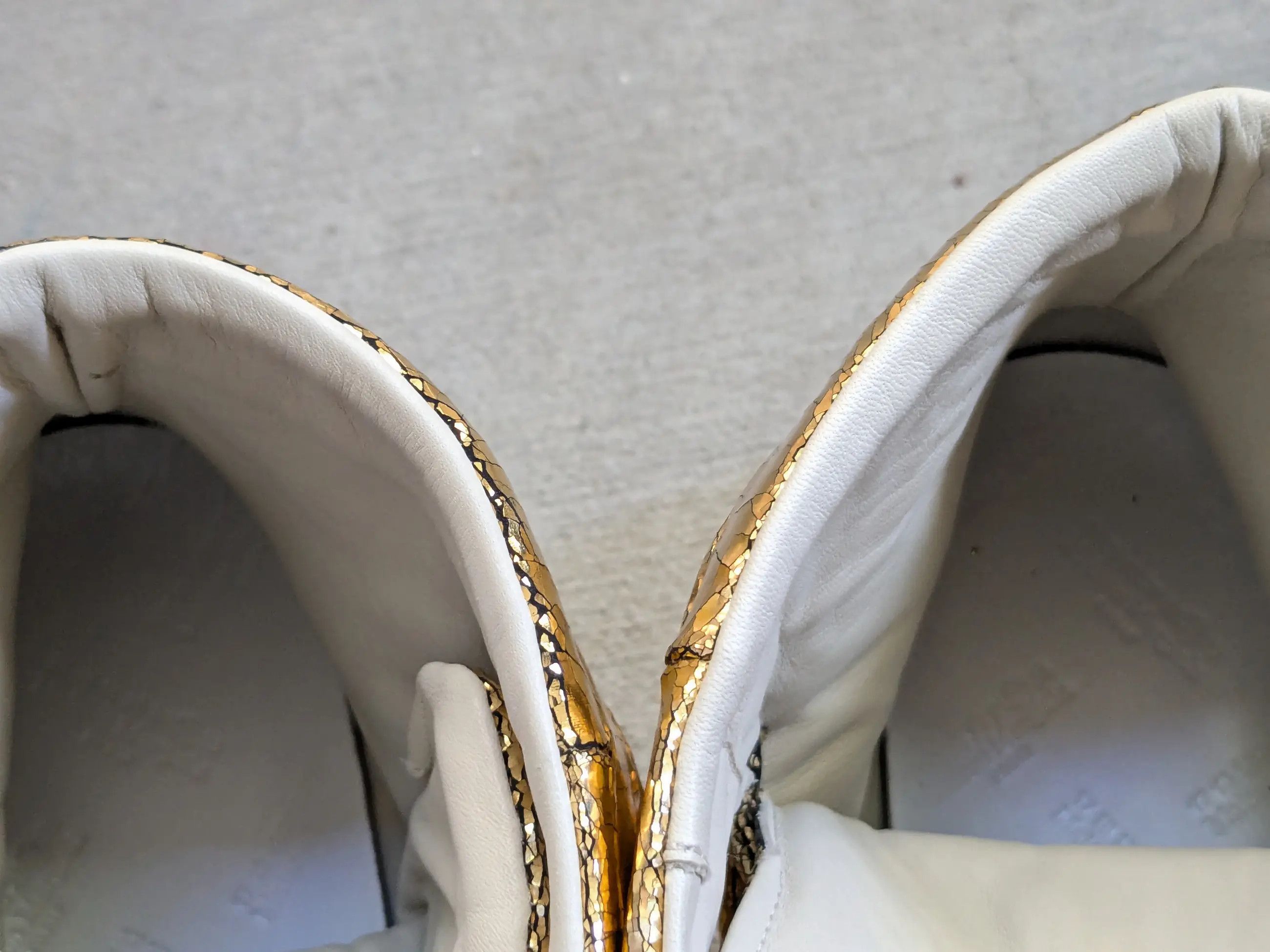 Maison Margiela Maison Margiela Future High Tops Gold 10 43 Cracked Size US 10 / EU 43 - 6 Thumbnail