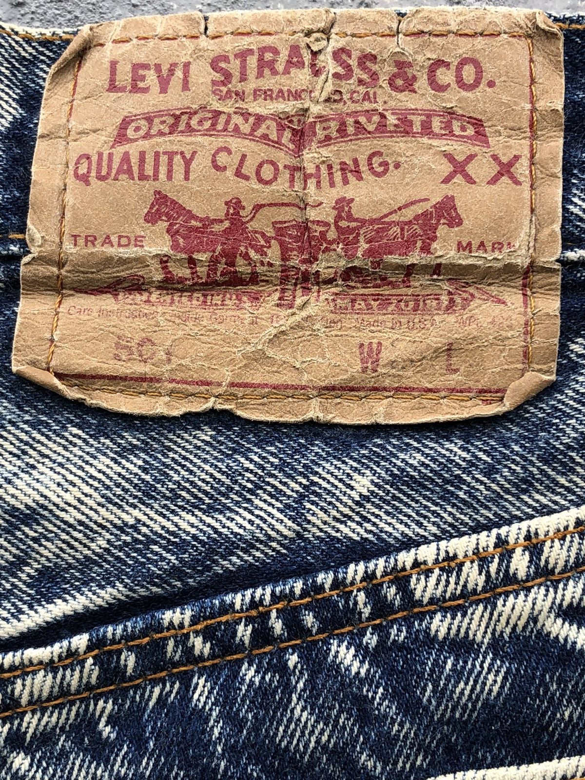 Levi's Vintage Clothing Vintage Levi's 501 Acid Washed Jeans Size 25" / US 0 / IT 36 - 12 Thumbnail