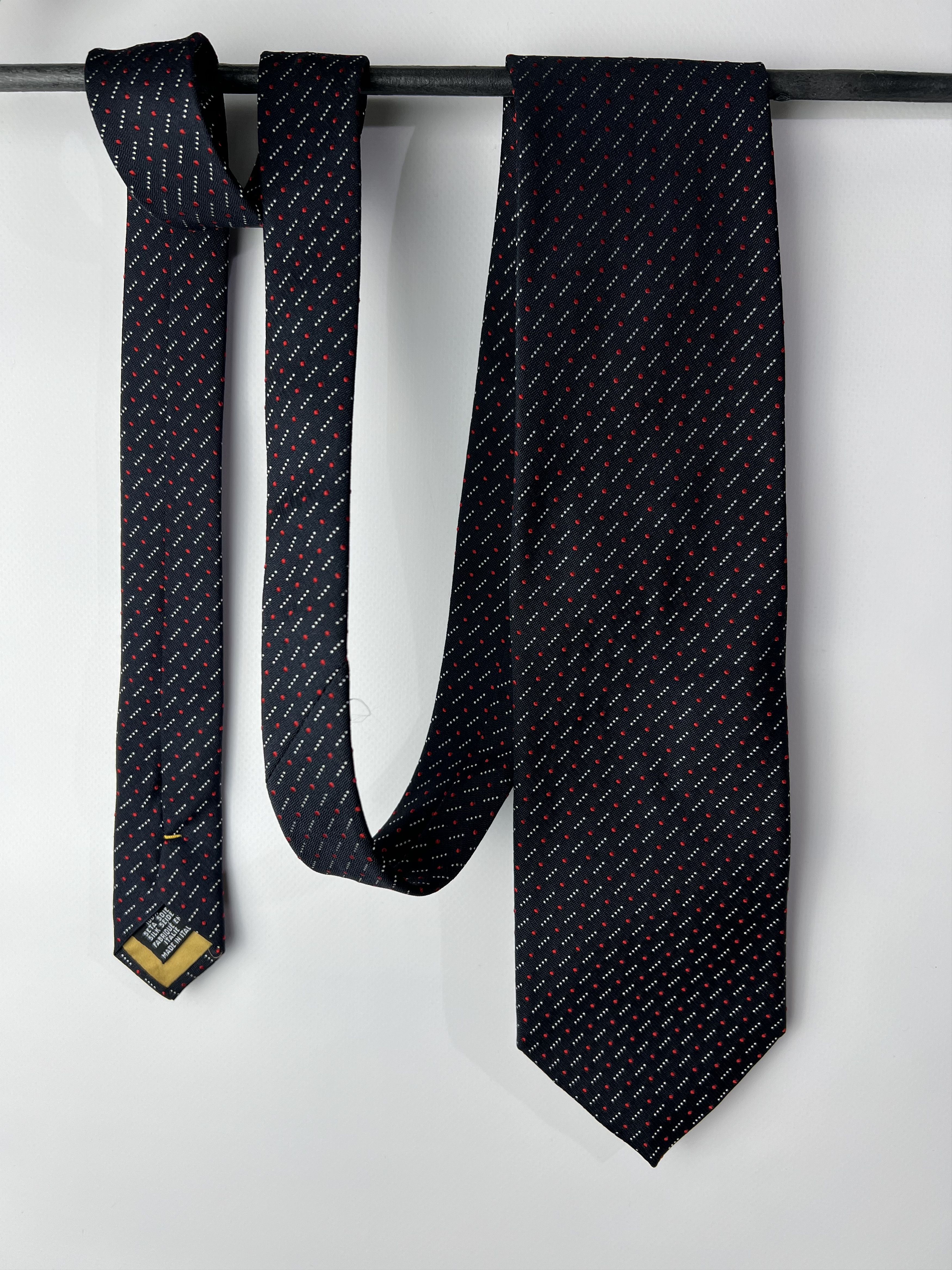 Yves Saint Laurent Vintage Luxury Italian Designer Yves Saint Laurent Tie Size ONE SIZE - 1 Thumbnail