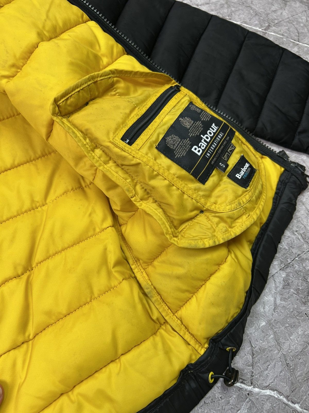 Barbour × Vintage Vintage down jacket Barbour International y 2k rare fibre Size US S / EU 44-46 / 1 - 13 Thumbnail