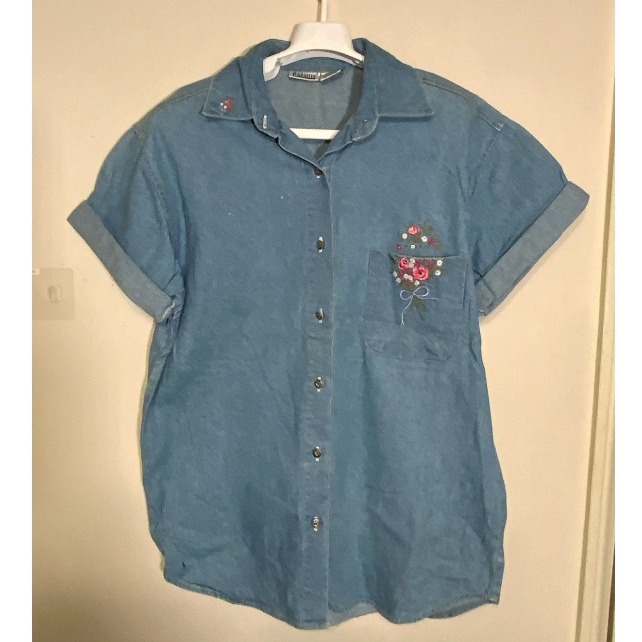Unknown London Capacity Embroidered Flower Pocket Denim Button Up Shirt M Size M / US 6-8 / IT 42-44 - 1 Thumbnail