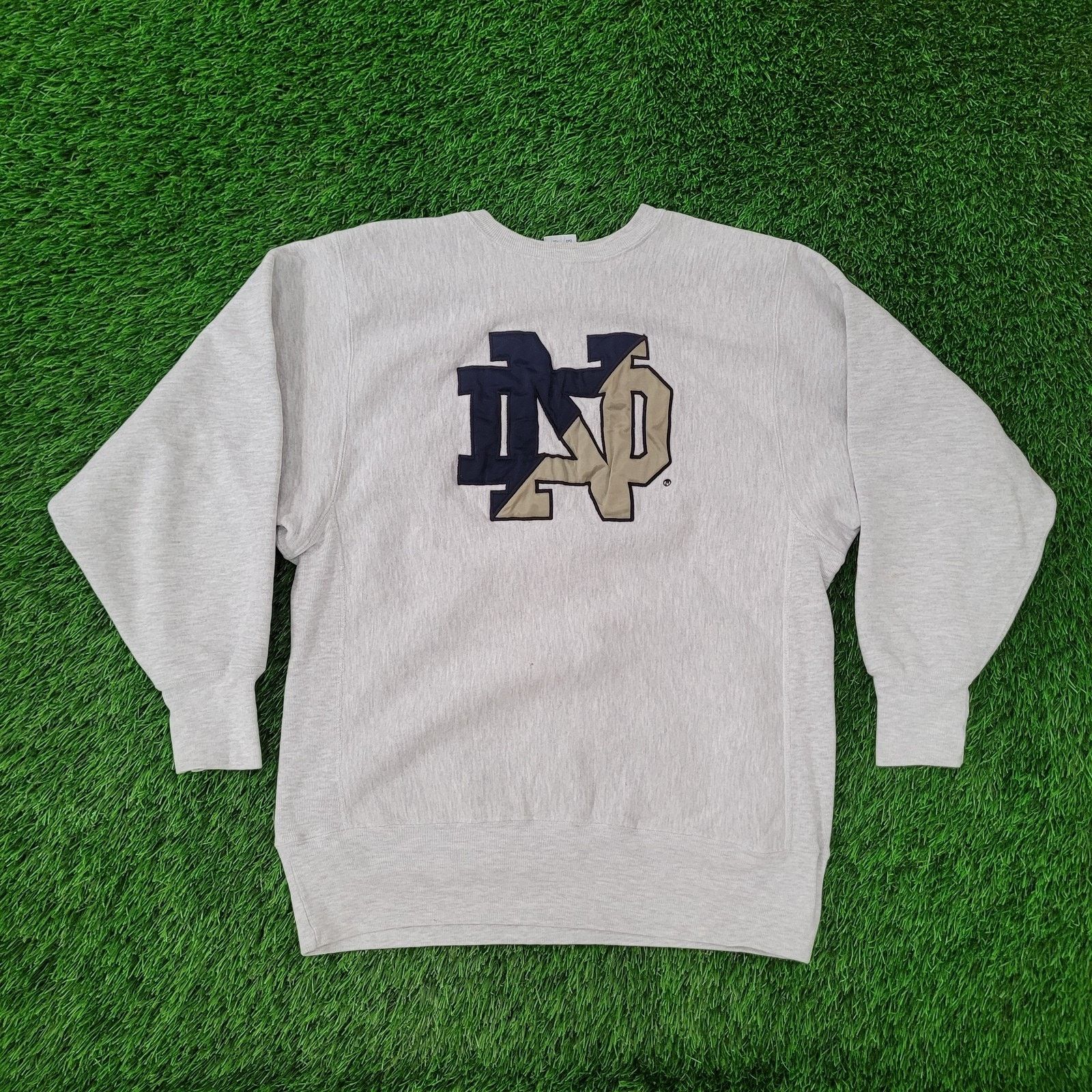 Champion VTG Champion Reverse Weave Notre-Dame Thick Sweatshirt L/XL Size US XL / EU 56 / 4 - 1 Thumbnail