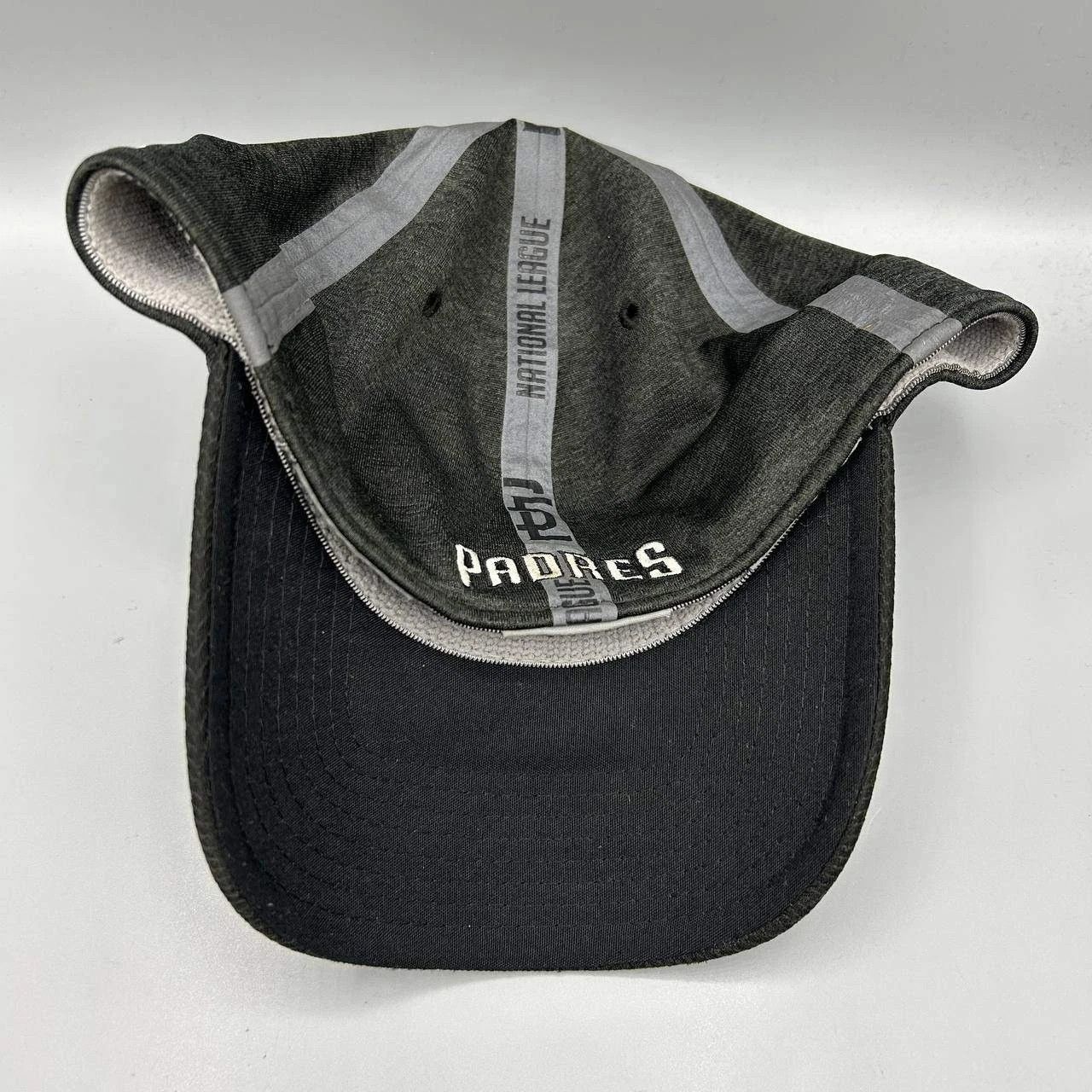 New Era San Diego Padres Hat Men L-XL Embroidered Stretch Fitted Cap Size ONE SIZE - 4 Thumbnail