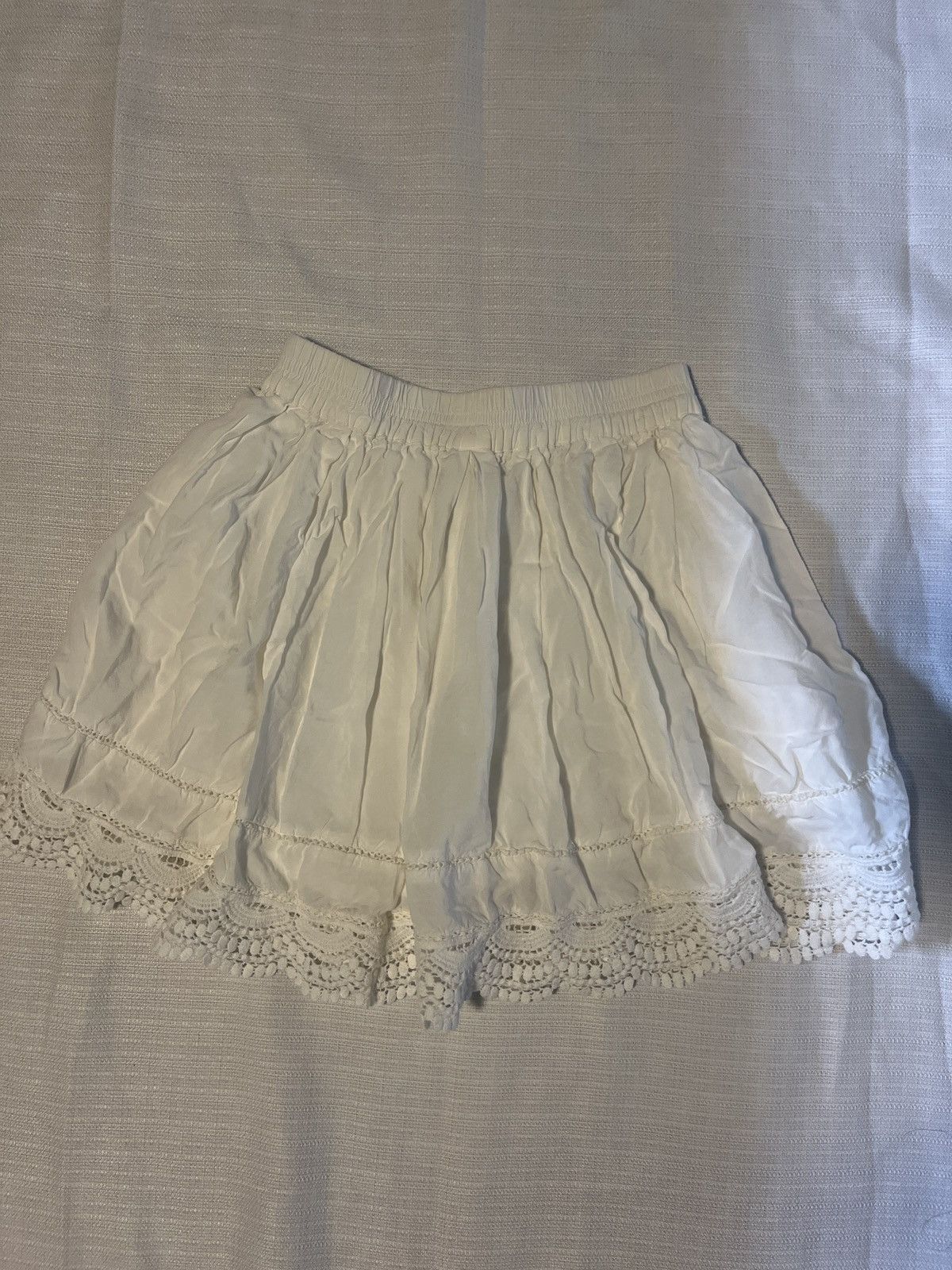 Aeropostale Women's Flowy Mini Skirt Size 25" / US 0 / IT 36 - 2 Thumbnail