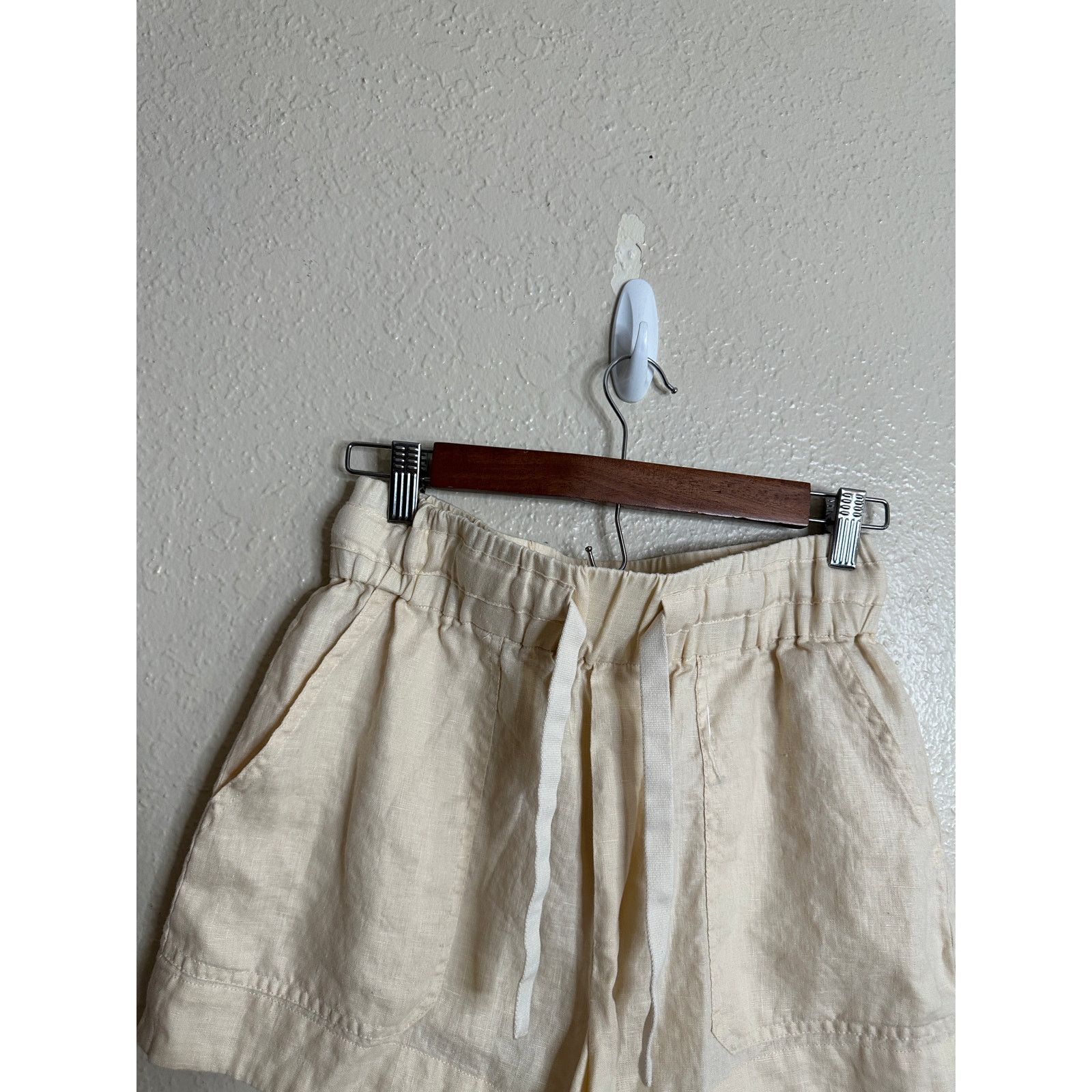 A.L.C. A.L.C Billy Shorts 100% Linen Drawstrings in Cream Womans 0 Size 25" / US 0 / IT 36 - 5 Thumbnail