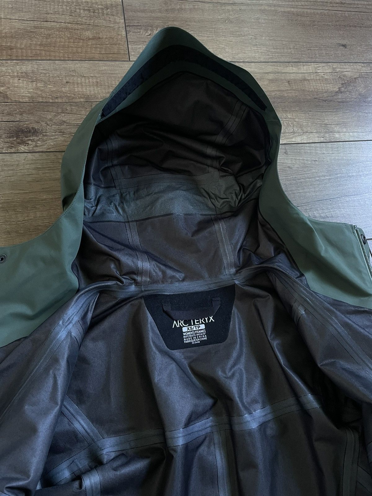 Arc'teryx ArcTeryx Codetta GoreTex Hooded Parka Jacket Coat Shell Size XS / US 0-2 / IT 36-38 - 9 Thumbnail