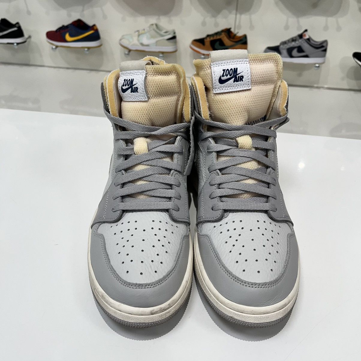Nike Air Jordan 1 High Zoom Air CMFT London Size US 12 / EU 45 - 10 Thumbnail