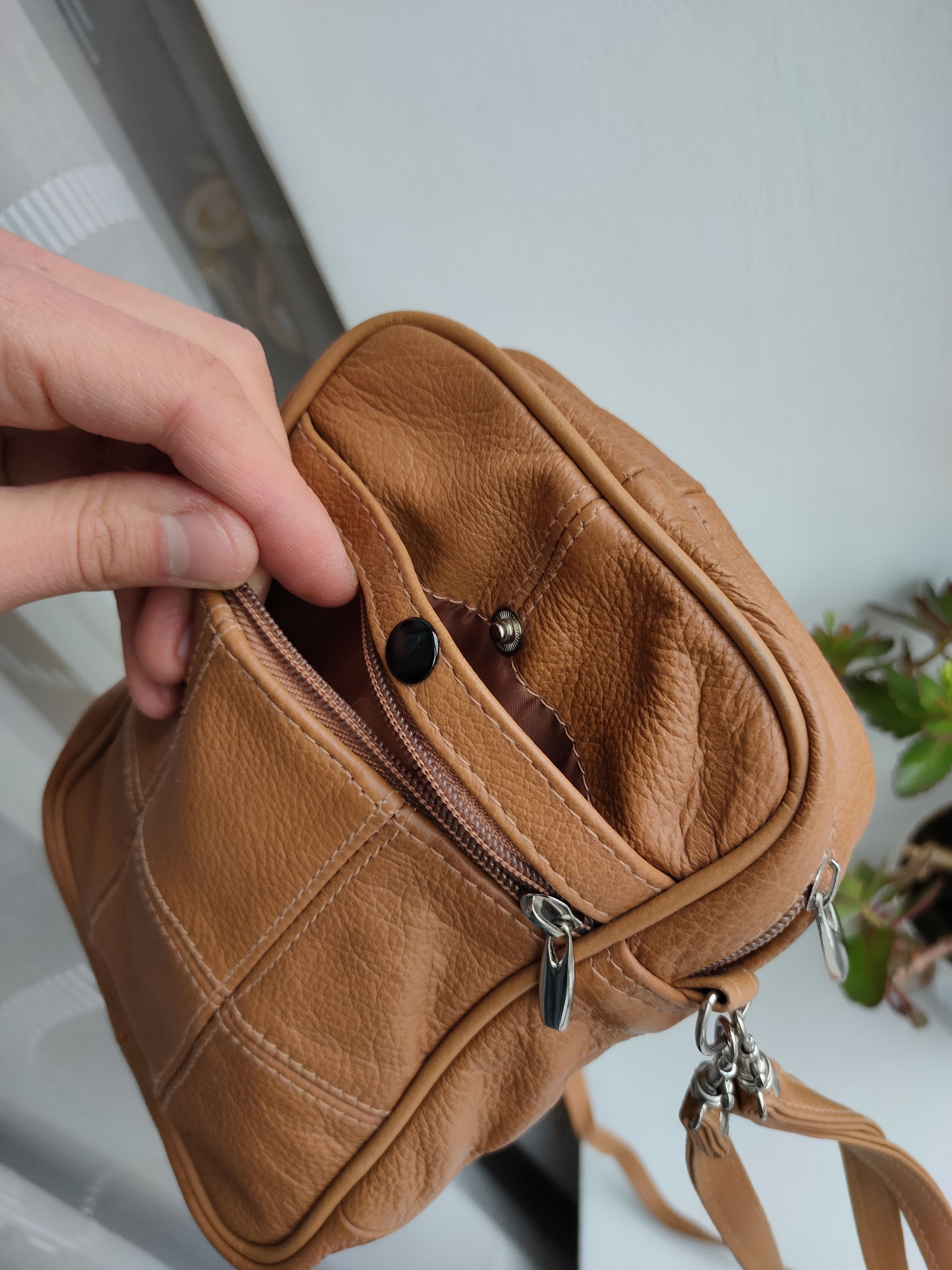 Leather Vintage Y2K Leather messenger bag Lorenz crossbody bag Size ONE SIZE - 8 Thumbnail
