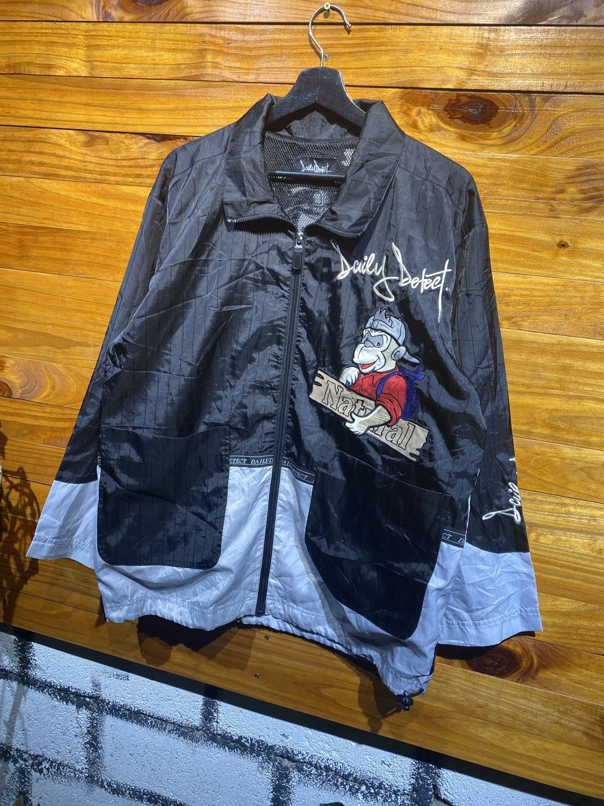 Vintage Vintage Daily Detect Cartoon Graphic Windbreaker Jacket Size US M / EU 48-50 / 2 - 8 Thumbnail
