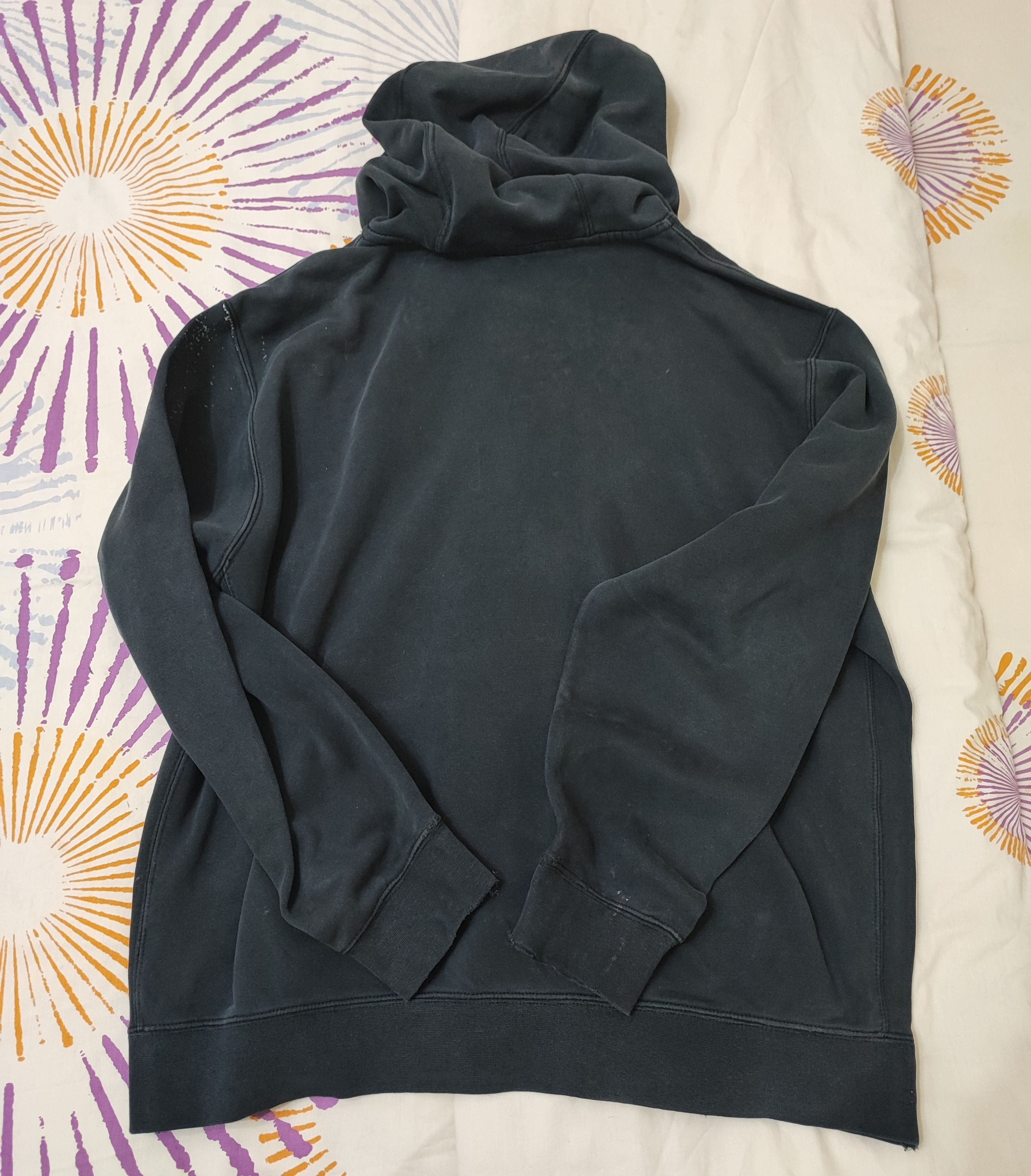 Nike Vintage Y2K Nike Mini Swoosh Boxy Faded / Thrashed Hoodie Size US XL / EU 56 / 4 - 6 Thumbnail