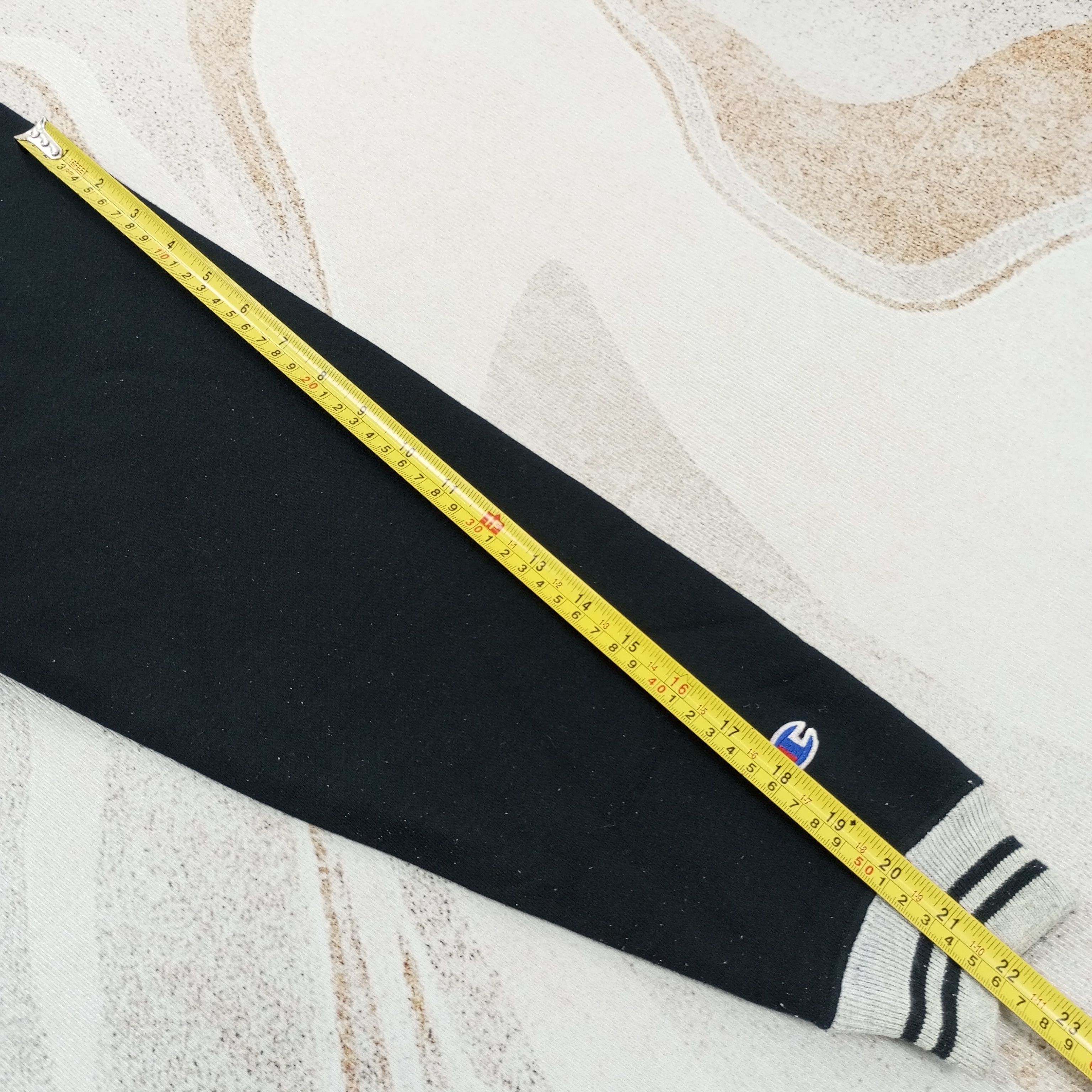 Champion Champion Sweatshirt c230n15 Size US M / EU 48-50 / 2 - 10 Thumbnail