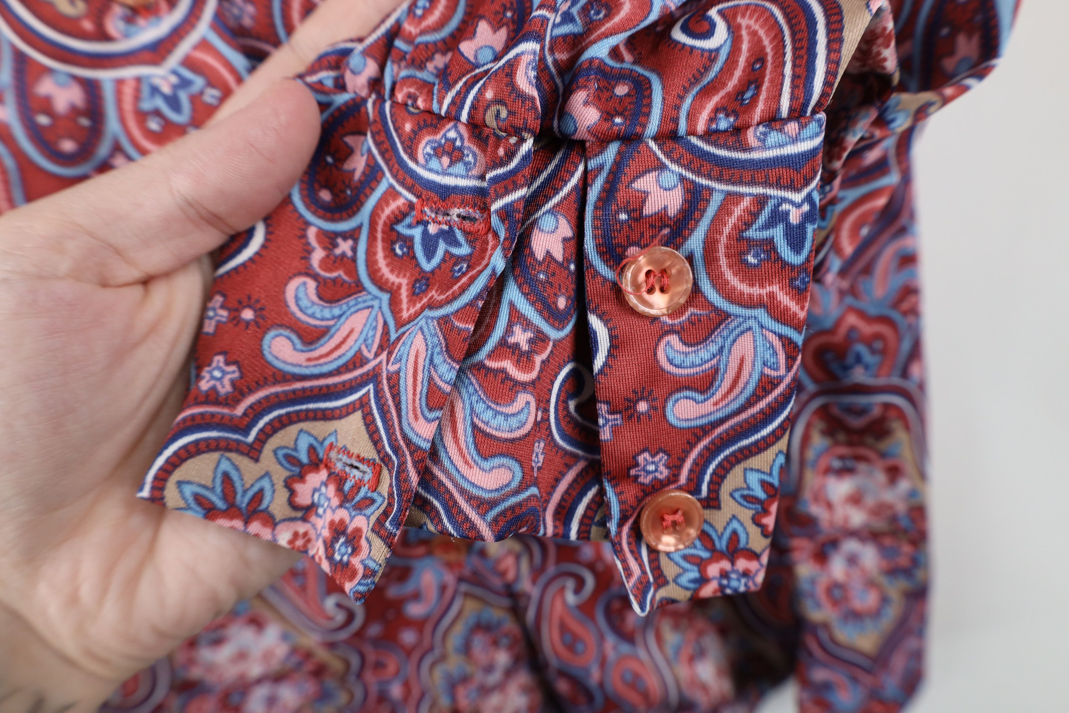 Vintage Vintage 70s Mid Century Modern MCM Flower Knit Button Shirt Size M / US 6-8 / IT 42-44 - 9 Thumbnail