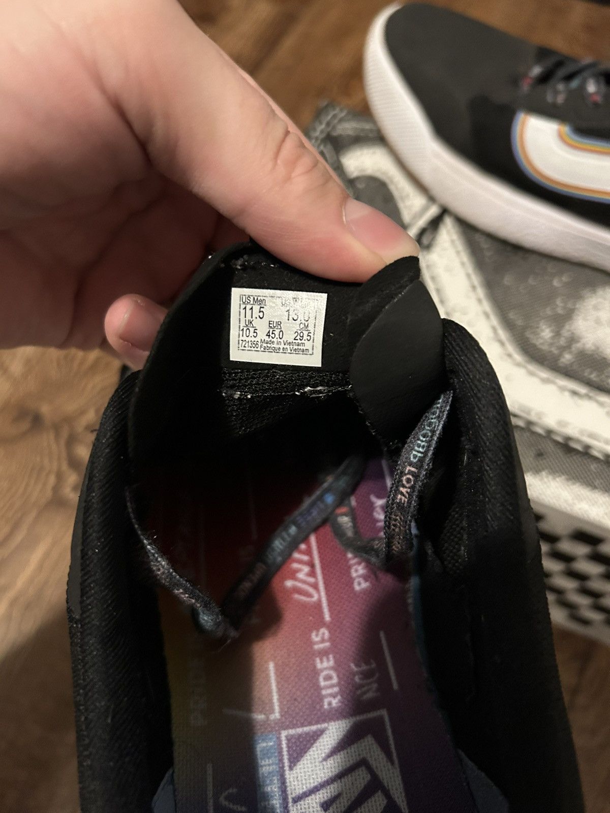 Vans Vans Ultrarange Pride Edition Size US 11.5 / EU 44-45 - 5 Thumbnail
