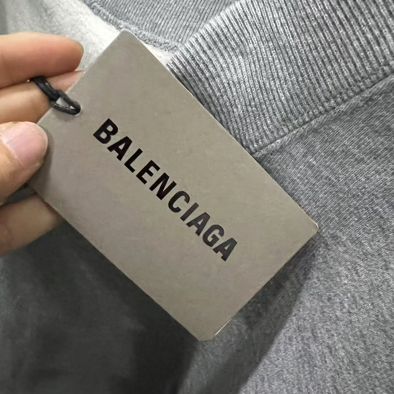 Balenciaga balenciaga gray embroidered double b sweatshirt Size US S / EU 44-46 / 1 - 7 Thumbnail