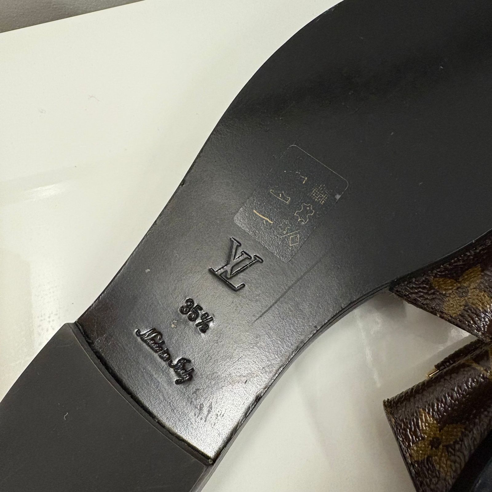Louis Vuitton Louis Vuitton Sandals Lock It Flat Mule Monogram Black 35.5 Size US 5.5 / IT 35.5 - 7 Thumbnail