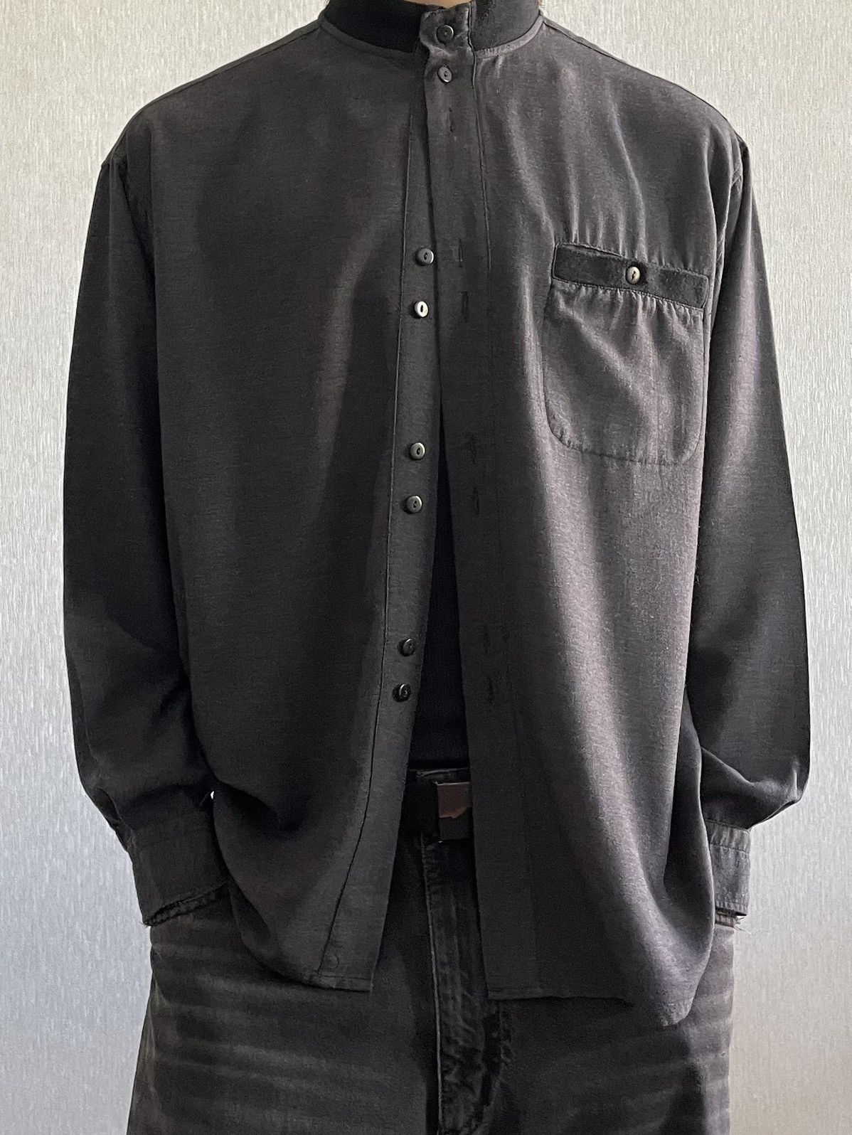 Vintage Mandarin Collar Shirt: Dark Gray Viscose, Italy Size US L / EU 52-54 / 3 - 4 Thumbnail