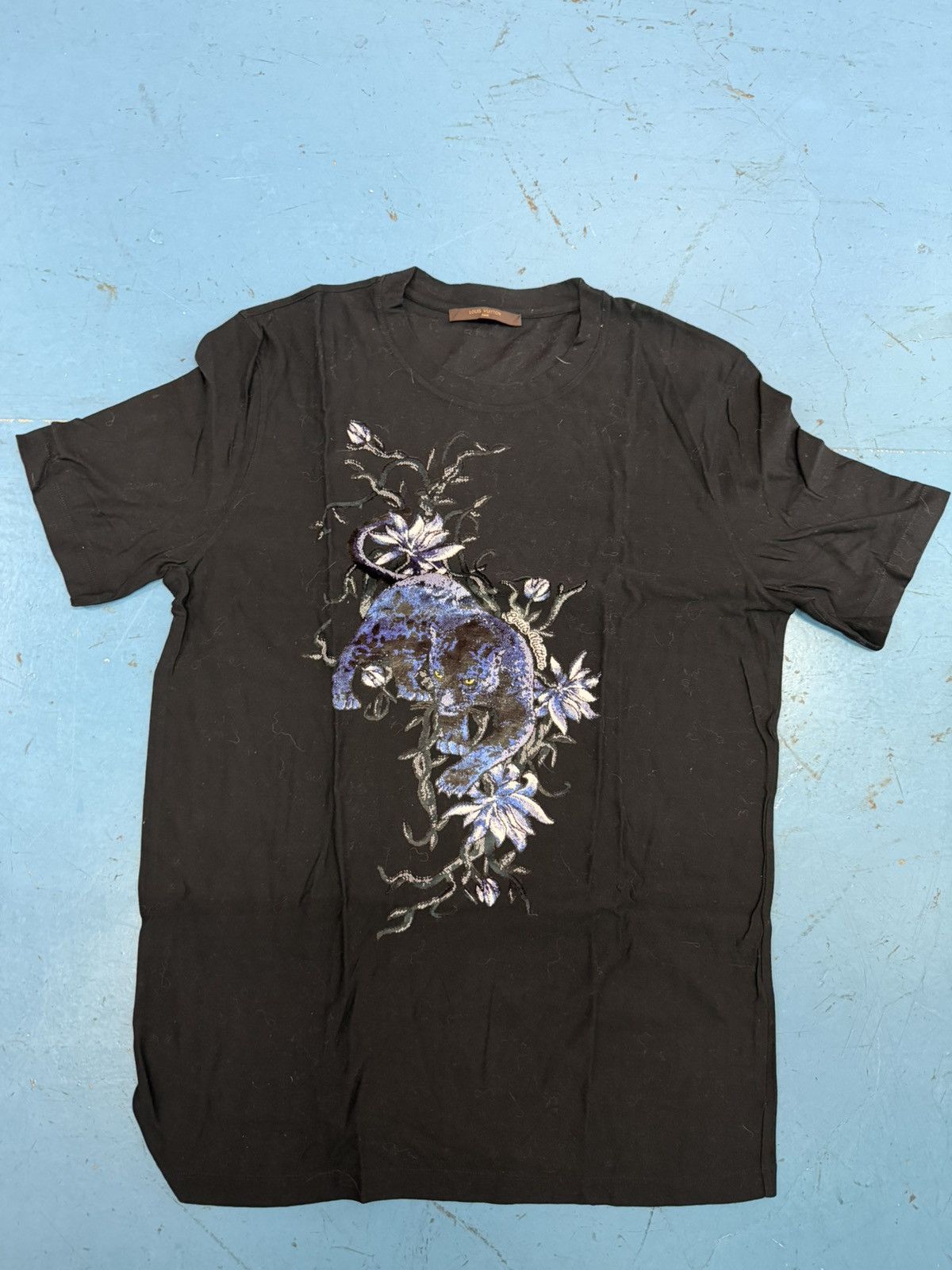 Louis Vuitton LOUIS VUITTON 2016 PANTHER TEE Size US XXL / EU 58 / 5 - 1 Thumbnail