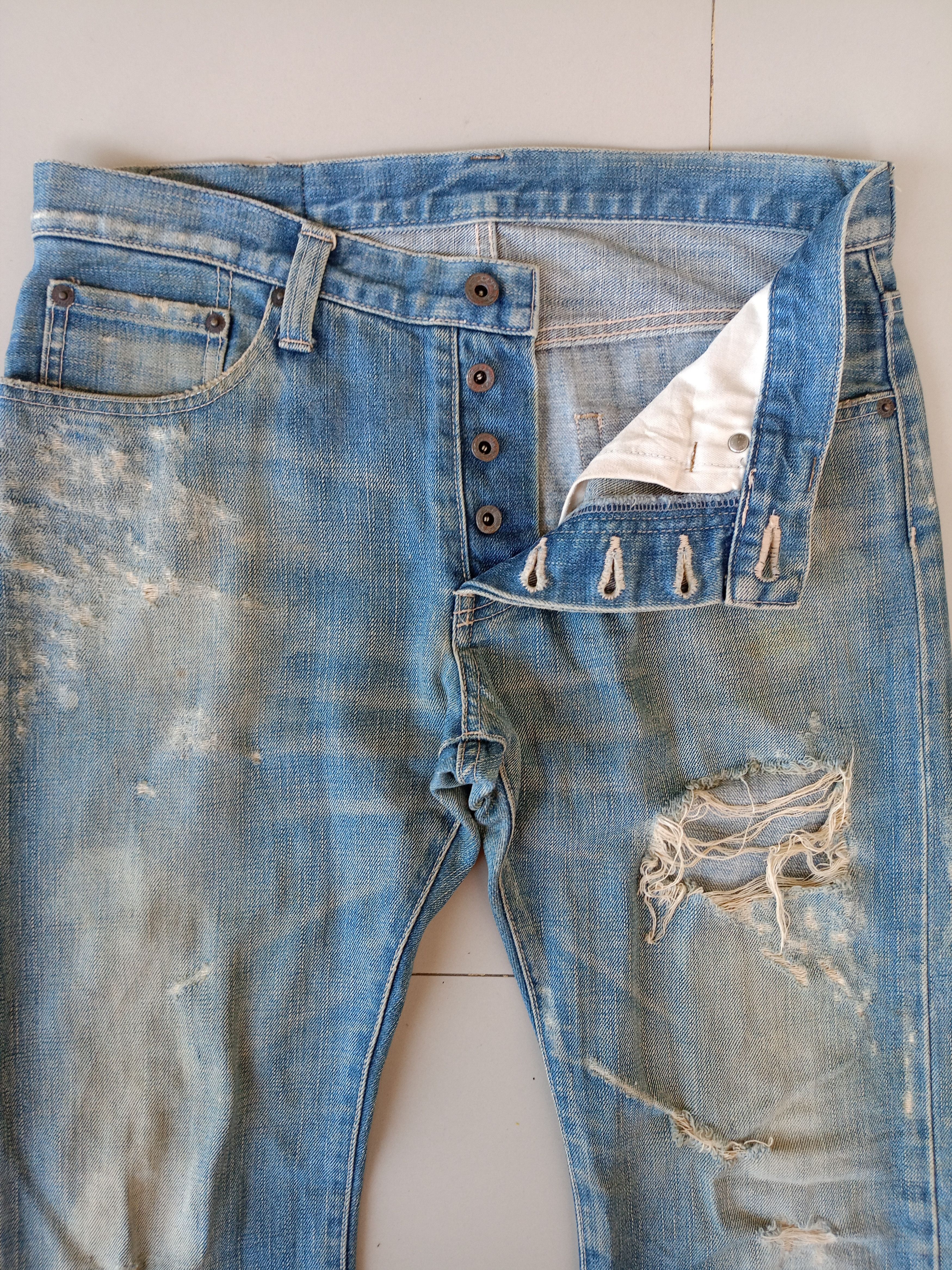 Takeo Kikuchi 2000s Takeo kikuchi stain Distressed denim pants Size US 31 - 2 Thumbnail