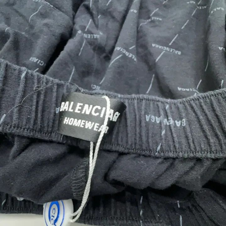 Balenciaga Balenciaga Balenciaga Casual Printed Wide Leg Pants -2507 Size US 26 / EU 42 - 4 Thumbnail