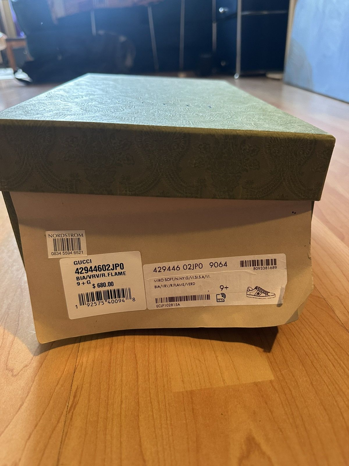 Gucci Gucci Ace Sneakers Bee size 10.5 US / 9.5 EU Size US 9.5 / EU 42-43 - 8 Thumbnail
