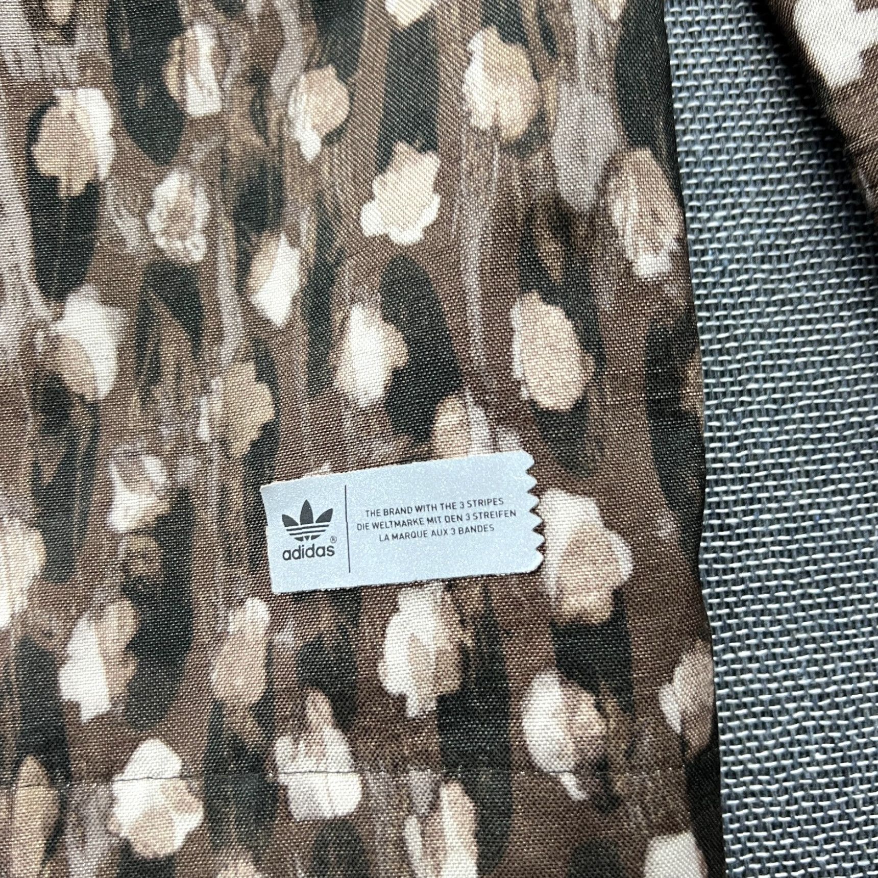 Adidas Adidas Mens Jacket Medium Rain Waterproof Taped Seams Hooded Camo 3L Outdoor Size US M / EU 48-50 / 2 - 2 Thumbnail