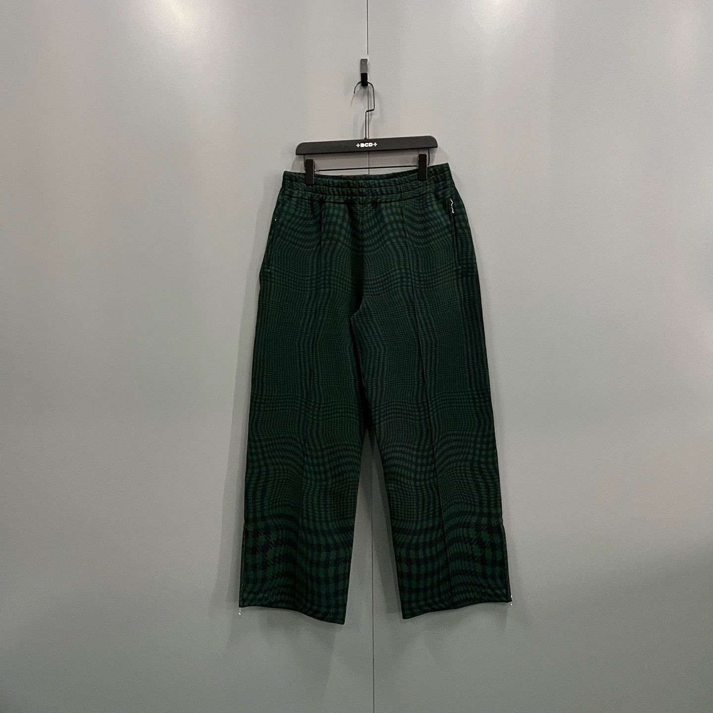 Burberry Burberry Green Pants 26 Women Size 26" / US 2 / IT 38 - 1 Thumbnail