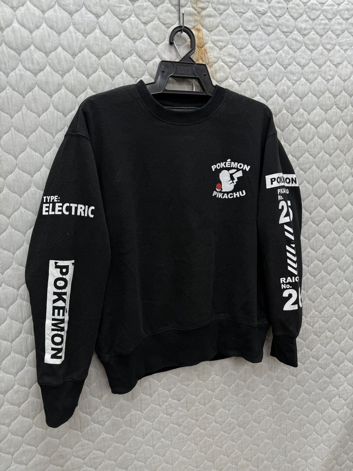 Pokemon 🔥🔥🔥ARCHIVE VINTAGE POKEMON SWEATSHIRTS Size US S / EU 44-46 / 1 - 3 Thumbnail