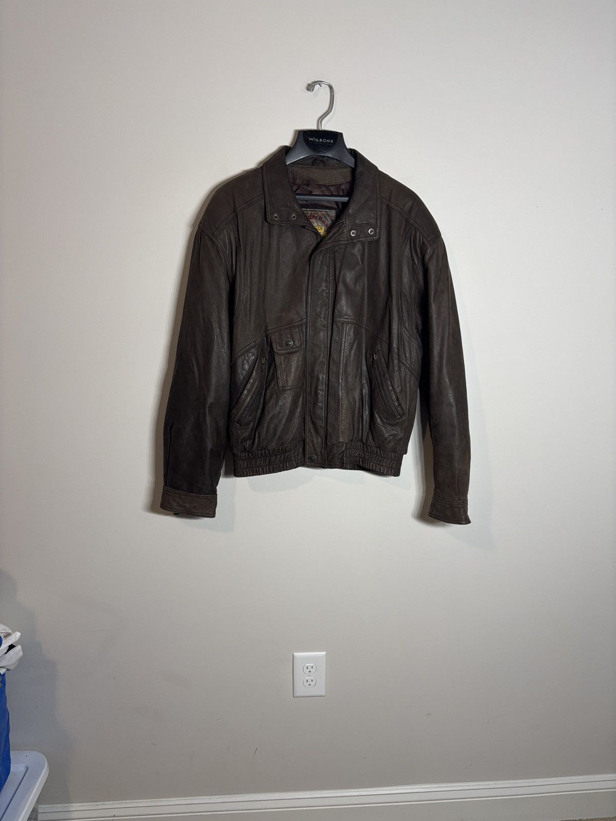 Wilsons Leather Vintage Wilson’s Adventure Bound Leather Bomber Jacket Large Size US L / EU 52-54 / 3 - 1 Thumbnail